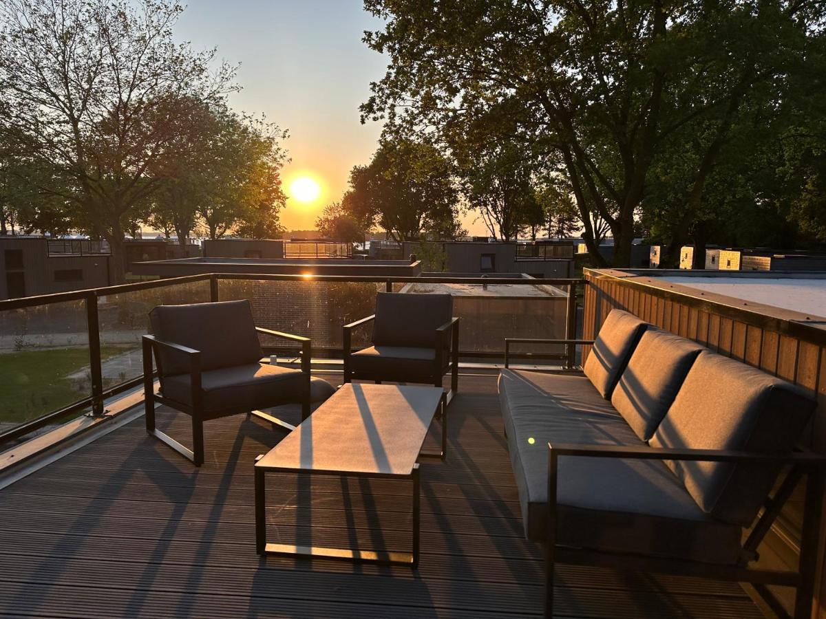 Traum Ferienhaus Mit Dachterrasse Am Veluwemeer Hulshorst Bagian luar foto